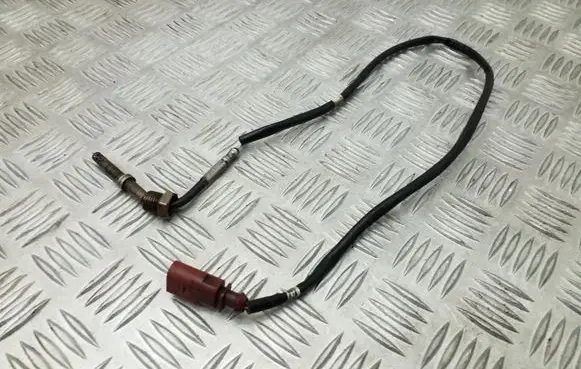 Volkswagen Golf Plus Exhaust gas temperature sensor 03L906088AJ 979