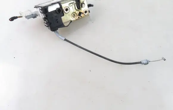 Citroen C4 I Front door lock 9660699780