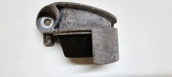 Jeep Grand Cherokee WL Muffler mount bracket/holder 68440476AB