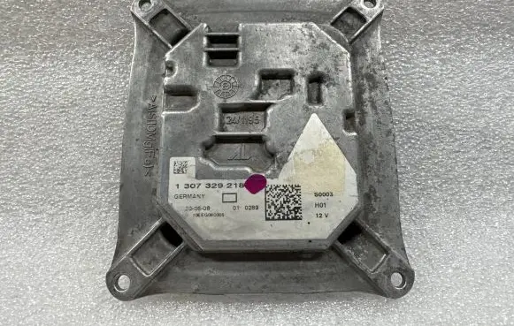Audi A4 S4 B8 8K Headlight/headlamp 1307329218 24411951 10EEG080005