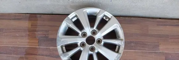 R16 alloy rim