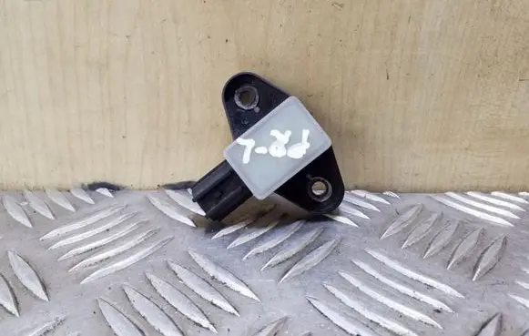 Volkswagen Tiguan Airbag deployment crash/impact sensor 5N0959354