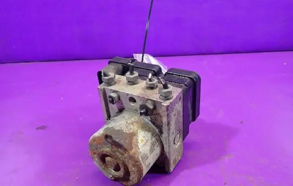 Ford Fiesta ABS Pump