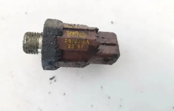 Renault Megane I Oil level sensor 7700732262 2576015A