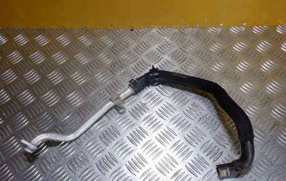 Audi Q7 4M Engine coolant pipe/hose 4M0122447A
