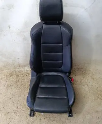 Mazda CX-5 Front passenger seat 