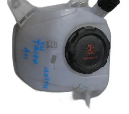 Volkswagen Taigo Coolant expansion tank/reservoir 2Q0121407D