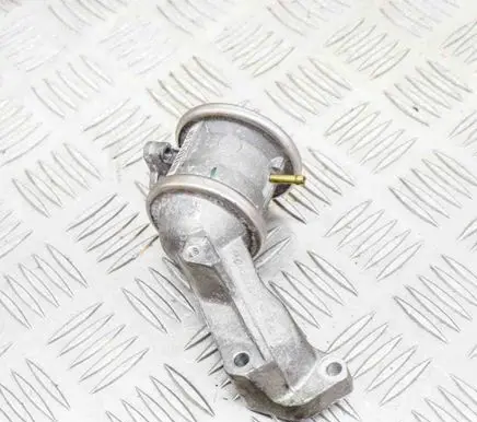 Audi Q5 SQ5 EGR valve 06E131102J