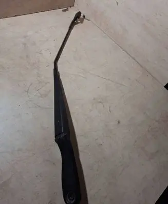 Volvo V50 Front wiper blade arm 30699998