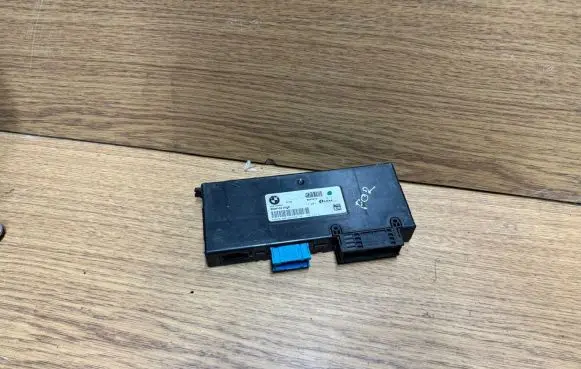 BMW 5 F10 F11 Gateway control module 9243210 532506 111261