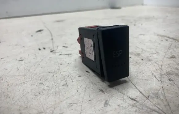Volkswagen PASSAT B5.5 ESP (stability program) switch 330927134A