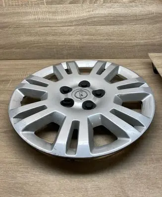 Opel Antara R16 wheel hub/cap/trim 4806755