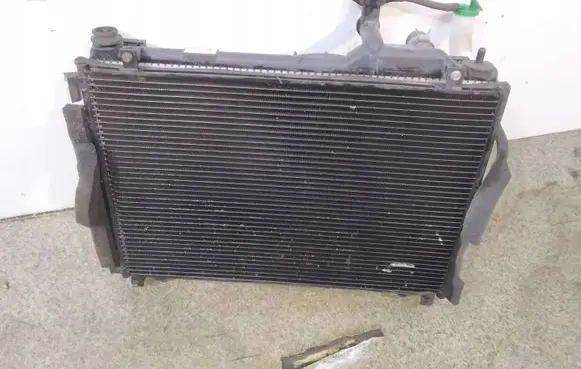 Suzuki Baleno IV Coolant radiator 