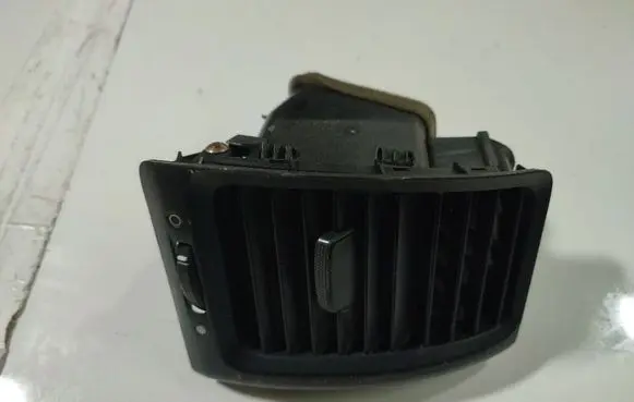 Honda Accord Dash center air vent grill 