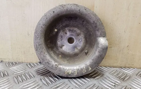 BMW 5 E60 E61 Coil spring mount 