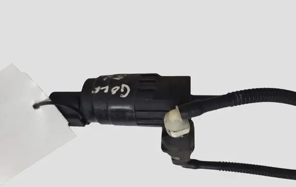 Volkswagen Golf Plus Windscreen/windshield washer pump 1K6955651 3000402