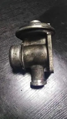 BMW X5 E53 EGR valve 7785452