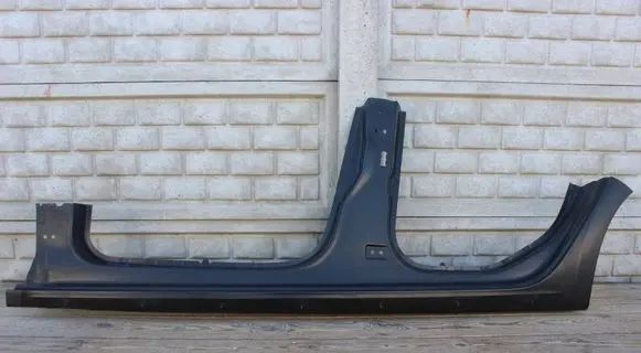 Audi A1 Sill 82A810101 82G809839