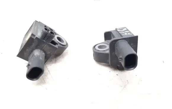 Mercedes-Benz C W205 Airbag deployment crash/impact sensor 2229051400