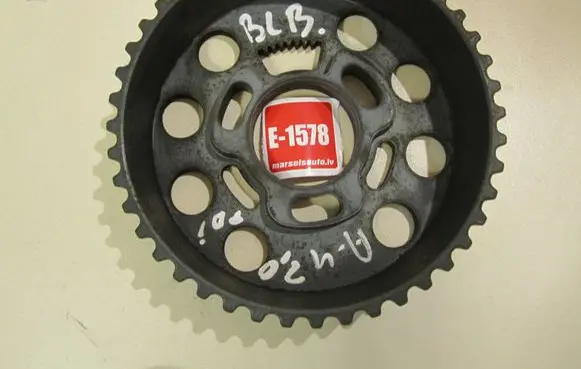 Camshaft pulley/ VANOS