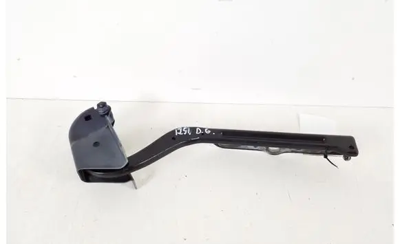 Mercedes-Benz CLK A208 C208 Tailgate/trunk/boot hinge A2087500221