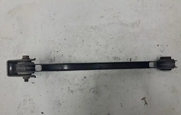 BMW 7 G11 G12 Rear upper control arm/wishbone 6861126 6878218