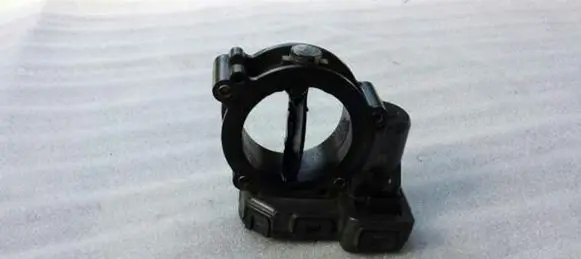 Mercedes-Benz E W212 Throttle valve A6510900170