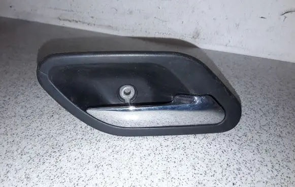BMW 5 E39 Rear door interior handle 7032926