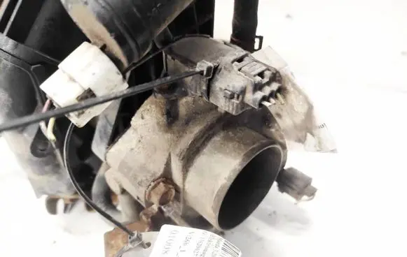 Mazda 3 I Throttle valve zj0118911 1985001260