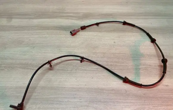 Nissan Qashqai ABS rear brake sensor 47900jd000
