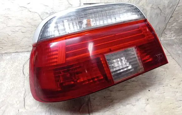 BMW 5 E39 Rear/tail lights 02260560