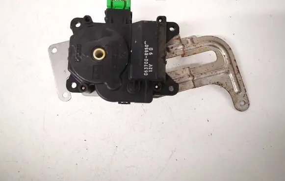 Honda CR-V Air flap motor/actuator 0637008950