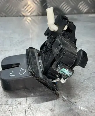 Audi Q7 4L Tailgate lock latch 