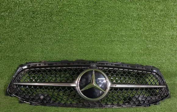 Mercedes-Benz CLA C118 X118 Front grill 