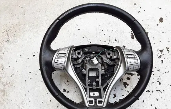 Nissan X-Trail T32 Steering wheel W9845365100