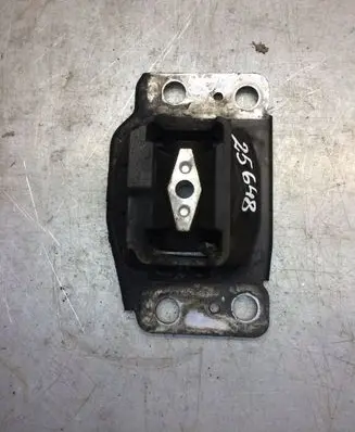 Ford S-MAX Gearbox mount 6G917M121AC 6G917M121BC