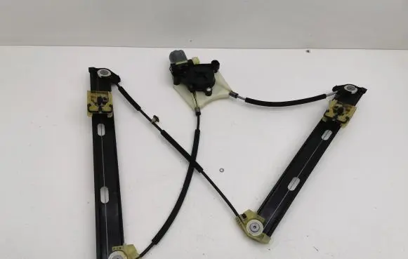 Volkswagen T-Roc Front door window regulator with motor 5Q0959802A