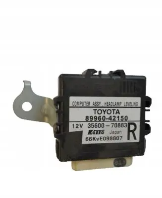 Toyota RAV 4 (XA40) Light module LCM 8996042150