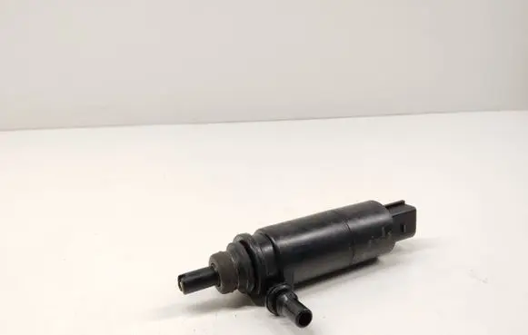 Volkswagen Tiguan Allspace Windscreen/windshield washer pump 6R0955681