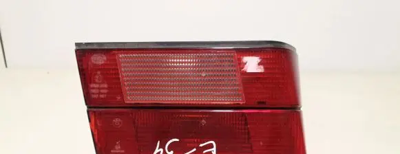 BMW 5 E34 Tailgate rear/tail lights 1384011
