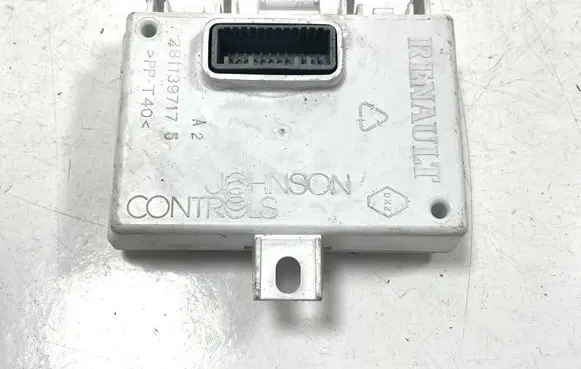 Renault Clio IV Other control units/modules 283467680R SPGR1F14D035AC21