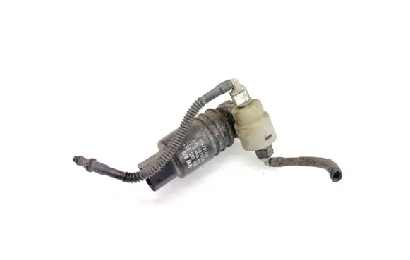 Volkswagen Caddy Windscreen/windshield washer pump 1K0955651