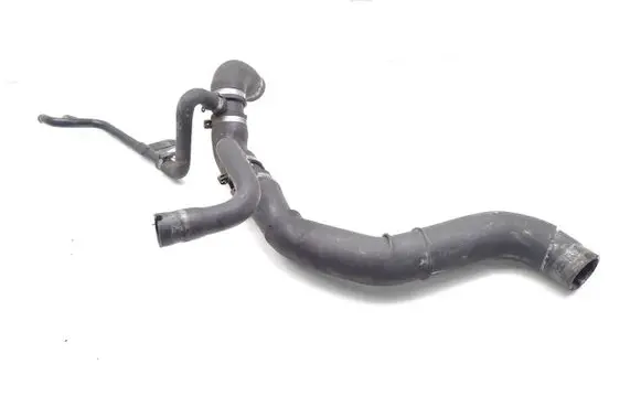 Maserati Quattroporte Engine coolant pipe/hose 