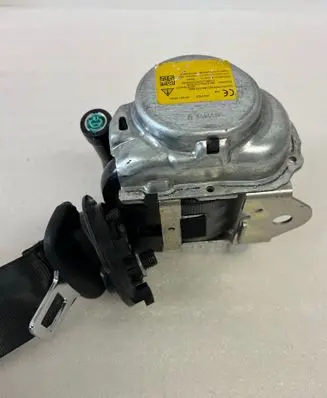 Audi Q7 4M Rear seatbelt 4M0857806D 34163762D