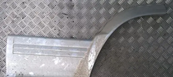 Mitsubishi Pajero Rear arch trim MB646985