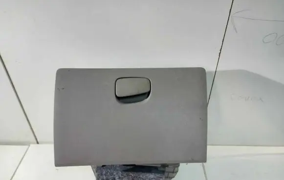 Renault Zoe Glove box 681088547R