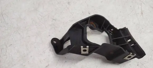Audi A6 S6 C5 4B Front bumper mounting bracket 4B0853922B