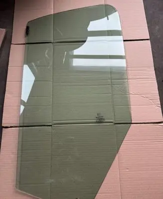 Fiat Ducato Front door window glass four-door