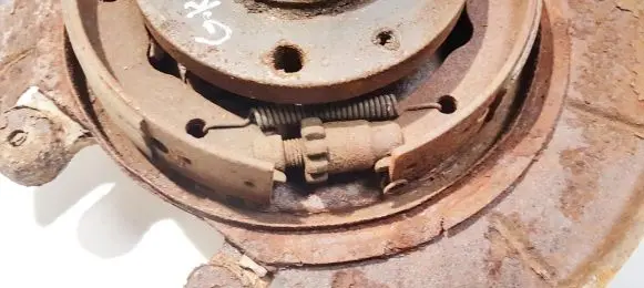 Peugeot 607 Handbrake/parking brake pads 