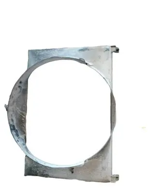 Mitsubishi Pajero Sport I Radiator cooling fan shroud